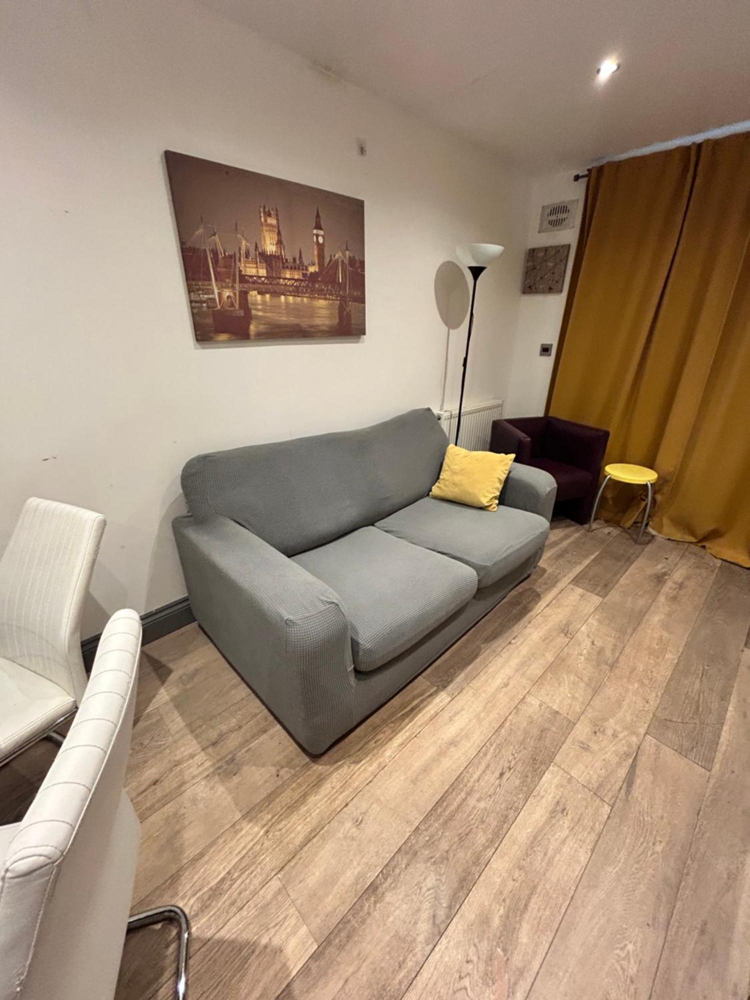 Classic Brixton City Apartment London Exterior photo